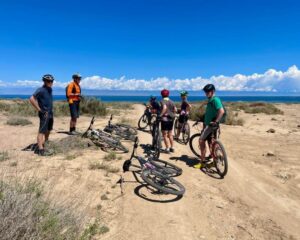Riding to the Issyk-Kul shore 